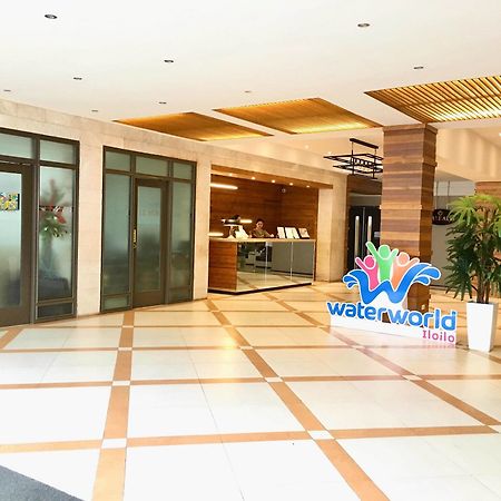 Eon Centennial Resort Hotel & Waterpark Iloilo City Bagian luar foto