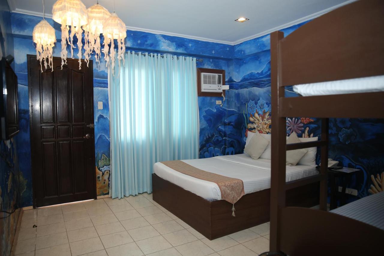 Eon Centennial Resort Hotel & Waterpark Iloilo City Bagian luar foto