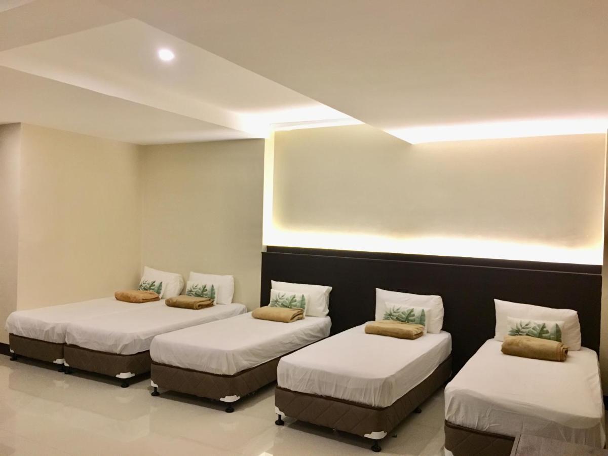 Eon Centennial Resort Hotel & Waterpark Iloilo City Bagian luar foto