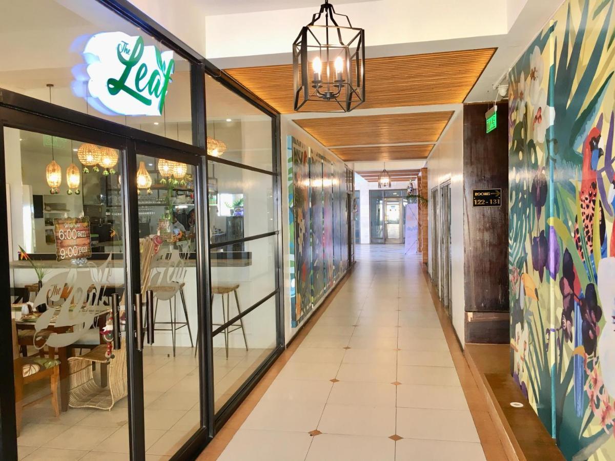 Eon Centennial Resort Hotel & Waterpark Iloilo City Bagian luar foto