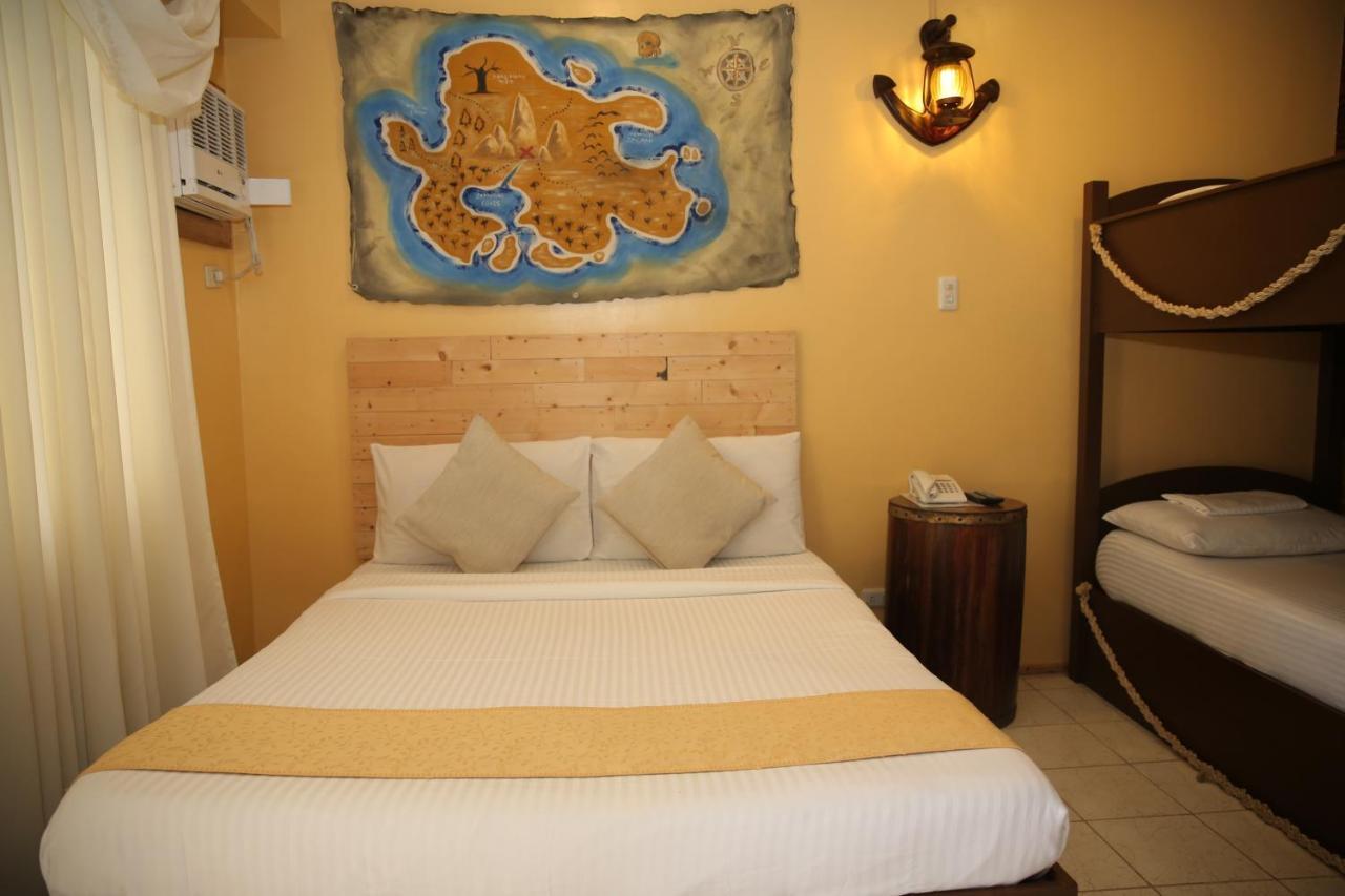 Eon Centennial Resort Hotel & Waterpark Iloilo City Bagian luar foto